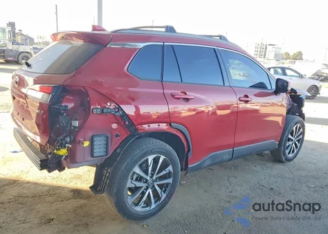 2022 Toyota Corolla Cross Xle z USA, uszkodzony, nr VIN 7MUDAAAG8NV030325